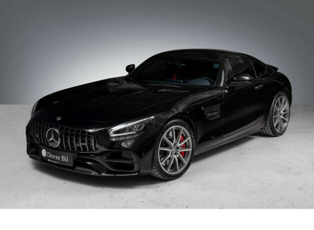 mercedes-benz-amg-gt-s-bensin-2020-big-1