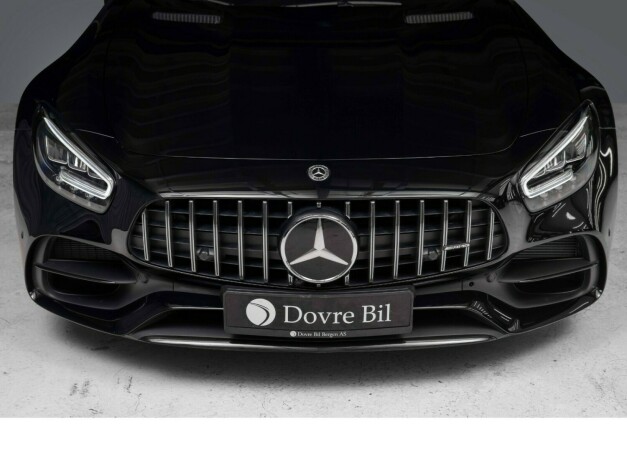 mercedes-benz-amg-gt-s-bensin-2020-big-13