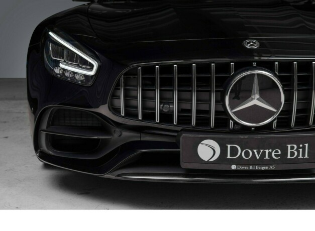 mercedes-benz-amg-gt-s-bensin-2020-big-11