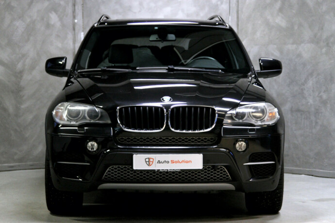 bmw-x5-diesel-2011-big-21