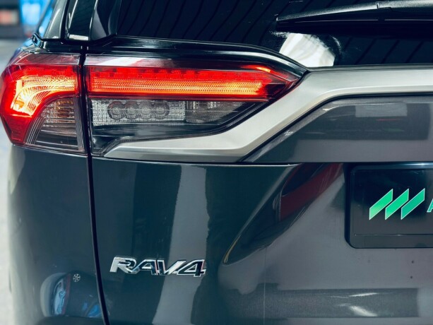 toyota-rav4-elektrisitetbensin-2019-big-26