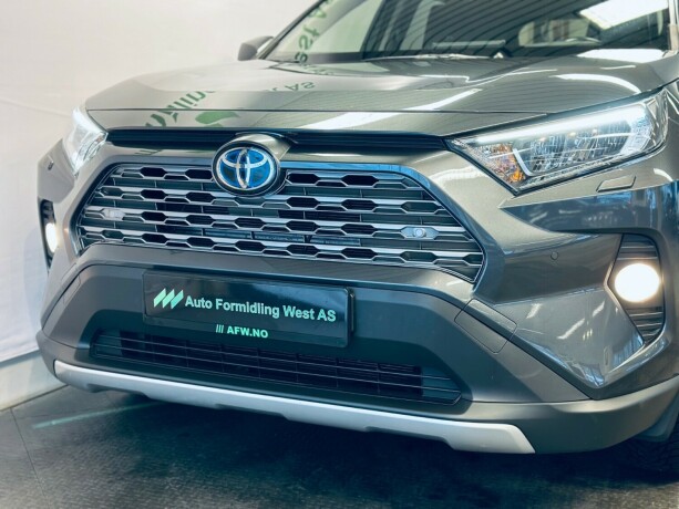 toyota-rav4-elektrisitetbensin-2019-big-3