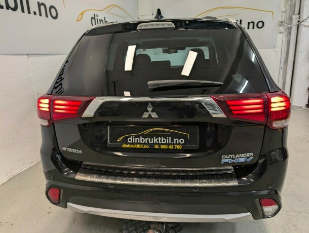 mitsubishi-outlander-elektrisitetbensin-2017-big-4