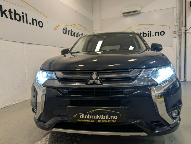 mitsubishi-outlander-elektrisitetbensin-2017-big-2