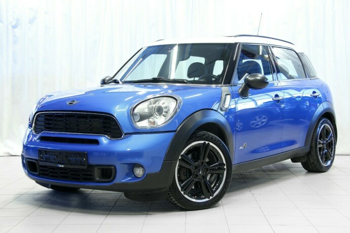 mini-countryman-bensin-2011-big-0