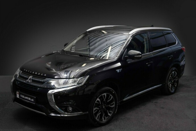 mitsubishi-outlander-elektrisitetbensin-2016-big-1