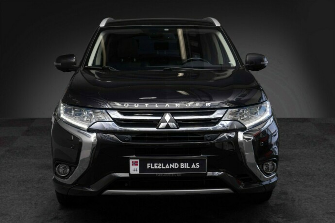 mitsubishi-outlander-elektrisitetbensin-2016-big-6