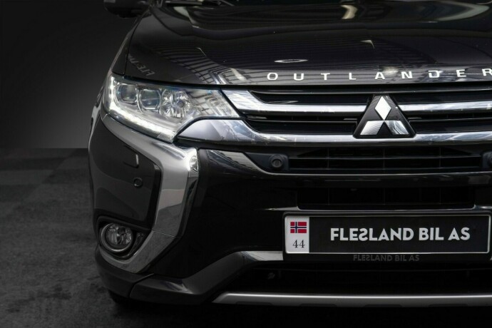 mitsubishi-outlander-elektrisitetbensin-2016-big-5