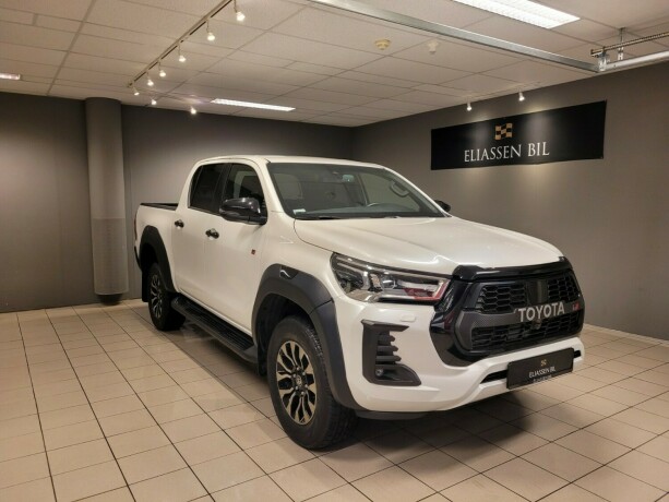 toyota-hilux-diesel-2023-big-9