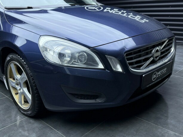 volvo-s60-diesel-2011-big-2