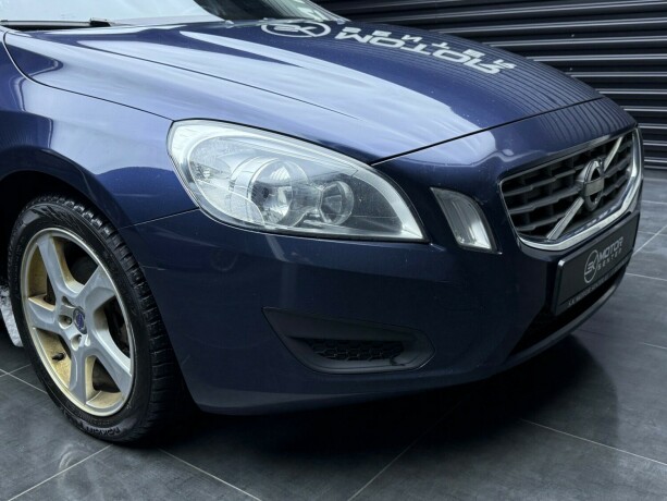 volvo-s60-diesel-2011-big-4