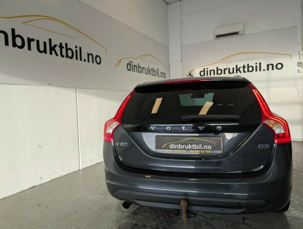 volvo-v60-diesel-2012-big-3