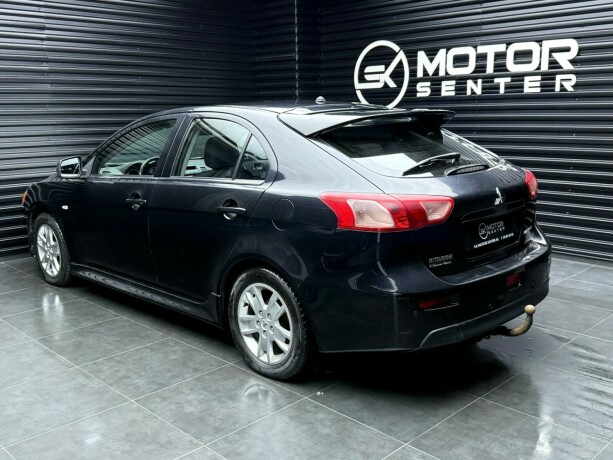 mitsubishi-lancer-diesel-2010-big-1