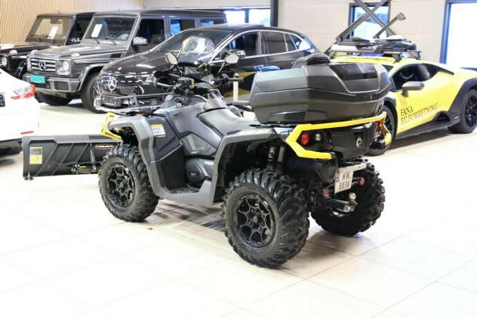 can-am-outlander-max-bensin-2022-big-1