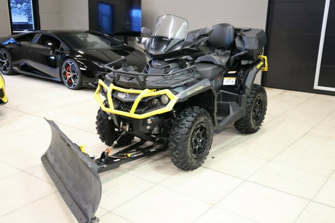 can-am-outlander-max-bensin-2022-big-0