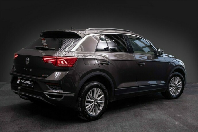 volkswagen-t-roc-diesel-2018-big-9