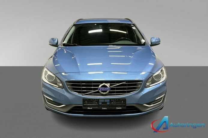 volvo-v60-diesel-2015-big-1