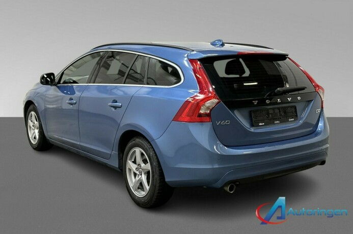 volvo-v60-diesel-2015-big-3