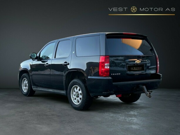 chevrolet-tahoe-bensin-2012-big-4