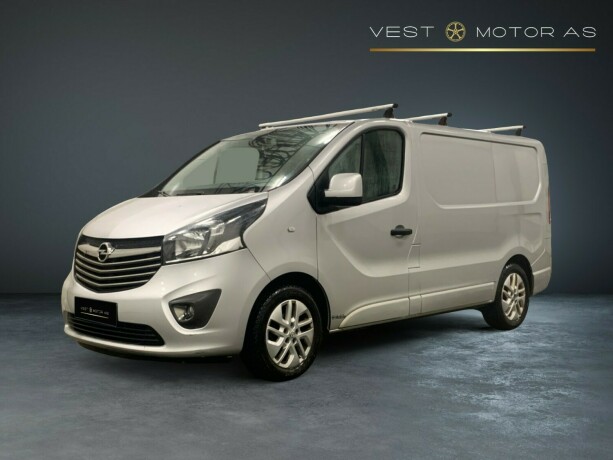 opel-vivaro-diesel-2015-big-2