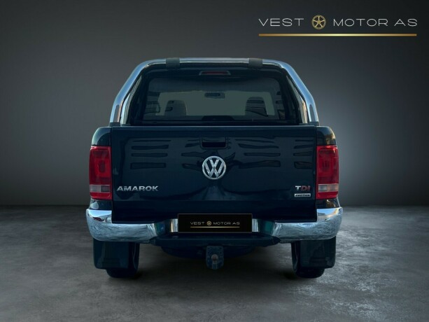 volkswagen-amarok-diesel-2011-big-5