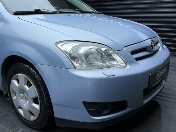 toyota-corolla-diesel-2005-big-2