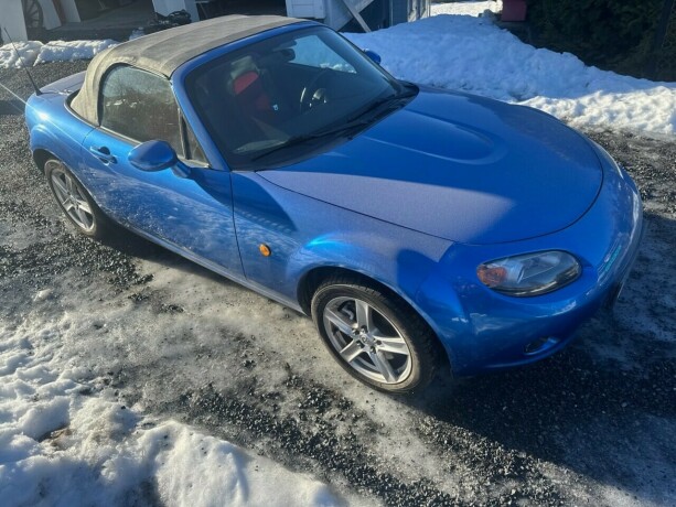 mazda-mx-5-bensin-2006-big-20