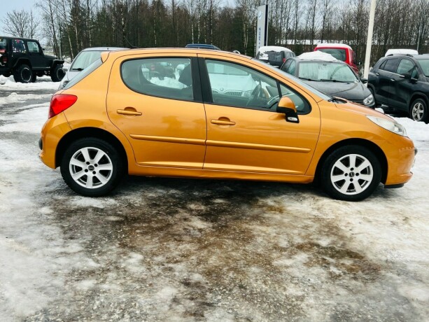 peugeot-207-diesel-2007-big-7