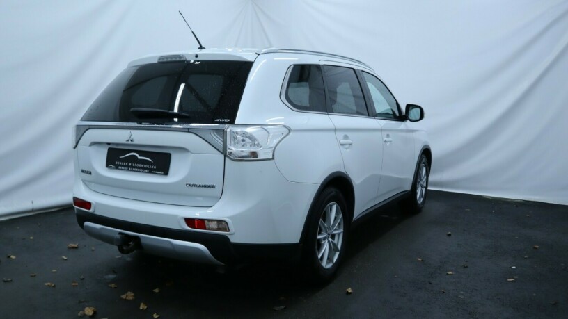 mitsubishi-outlander-diesel-2014-big-5