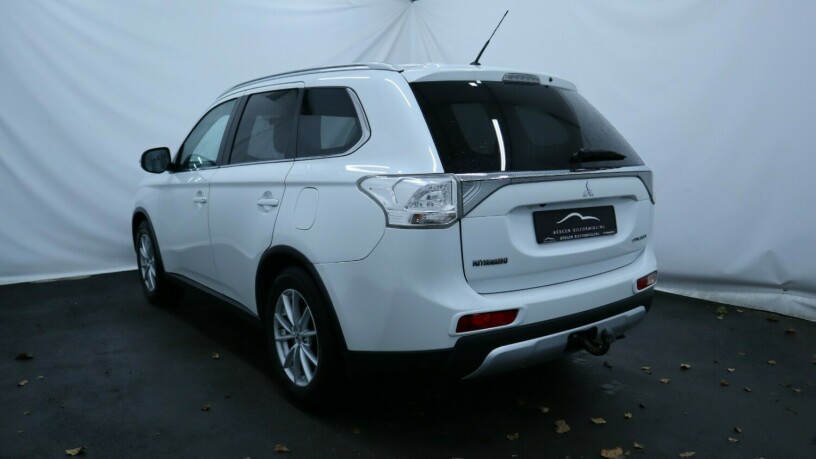 mitsubishi-outlander-diesel-2014-big-3