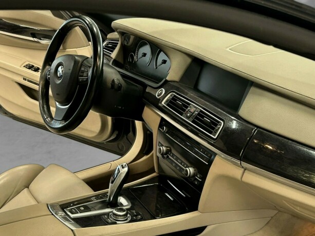 bmw-7-serie-diesel-2009-big-10