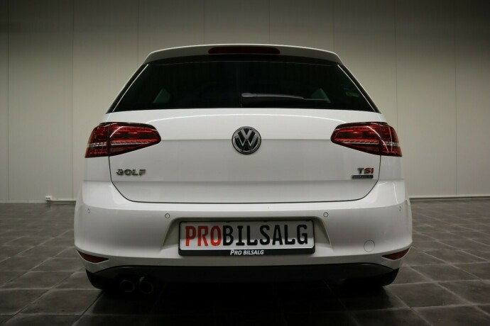 volkswagen-golf-bensin-2014-big-13