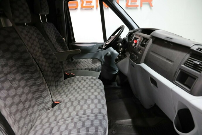 ford-transit-diesel-2012-big-7