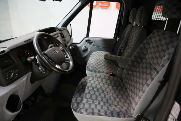 ford-transit-diesel-2012-big-5