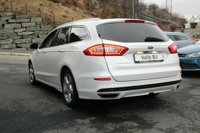 ford-mondeo-diesel-2015-big-2