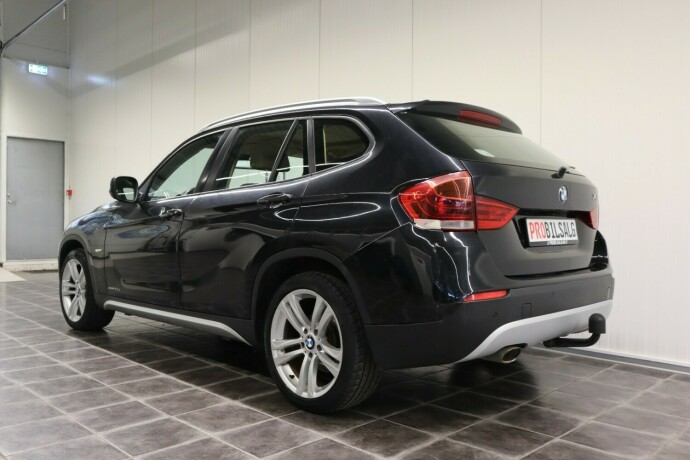 bmw-x1-diesel-2011-big-3