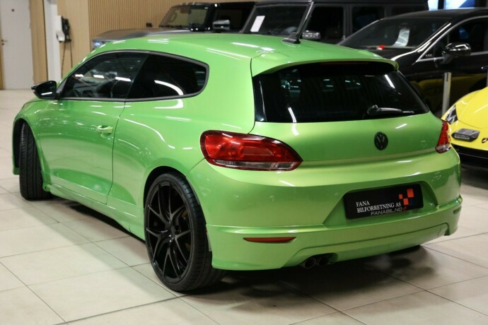 volkswagen-scirocco-bensin-2009-big-1