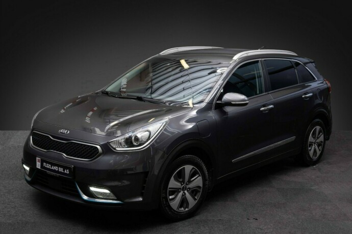 kia-niro-elektrisitetbensin-2018-big-1