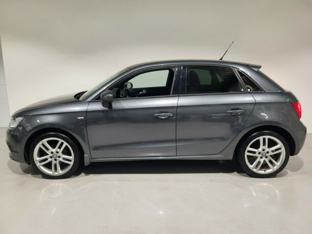 audi-a1-bensin-2015-big-4