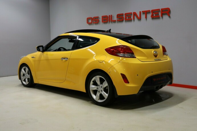 hyundai-veloster-bensin-2012-big-2