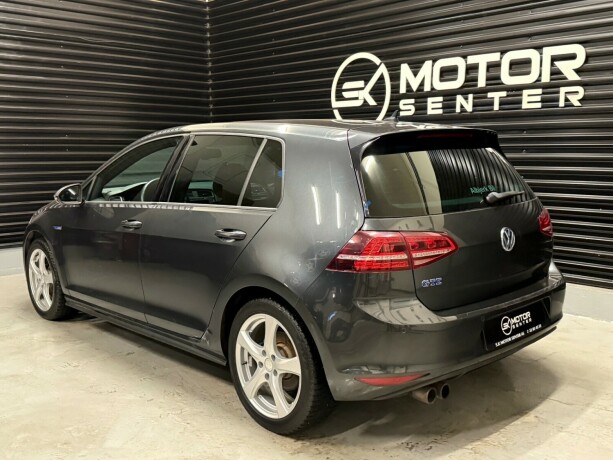 volkswagen-golf-elektrisitetbensin-2015-big-1