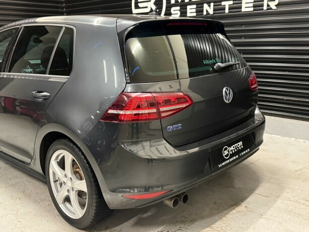 volkswagen-golf-elektrisitetbensin-2015-big-5