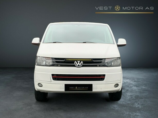 volkswagen-transporter-diesel-2011-big-1