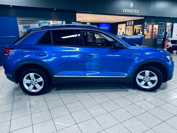 volkswagen-t-roc-bensin-2018-big-7