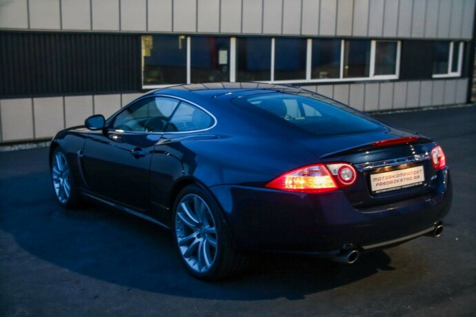 jaguar-xk-bensin-2007-big-5