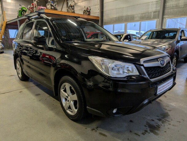 subaru-forester-bensin-2013-big-1