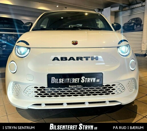 abarth-500-elektrisitet-2024-big-2