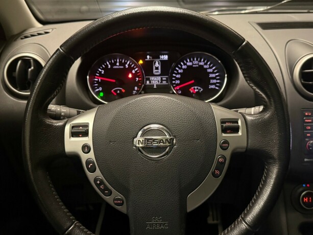 nissan-qashqai-bensin-2012-big-11