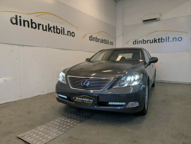 lexus-ls-elektrisitetbensin-2008-big-3