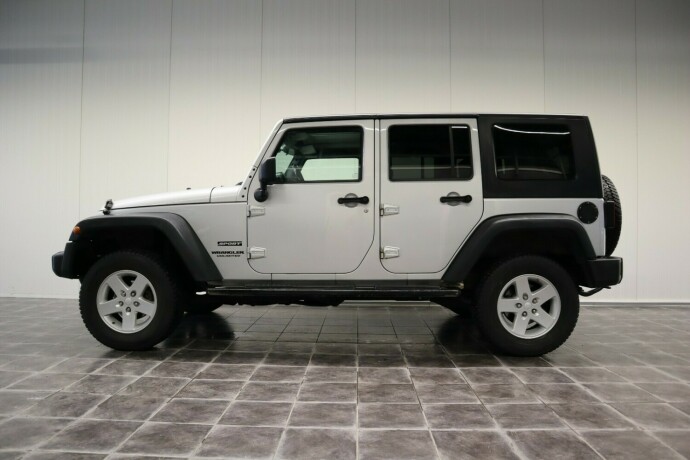 jeep-wrangler-diesel-2010-big-2